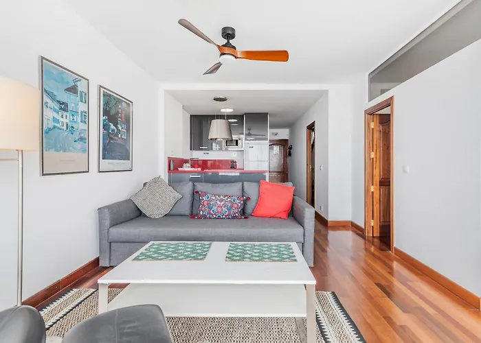 Home2book Bright Panoramic Appartement